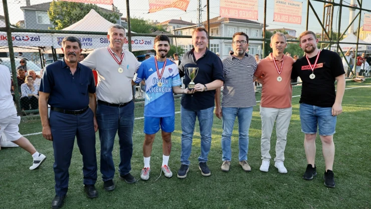 Mandıra'da şampiyonun kupası Balcıoğlu'ndan