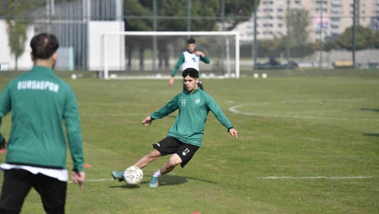 Mustafa Genç tüm maçlarda oynadı