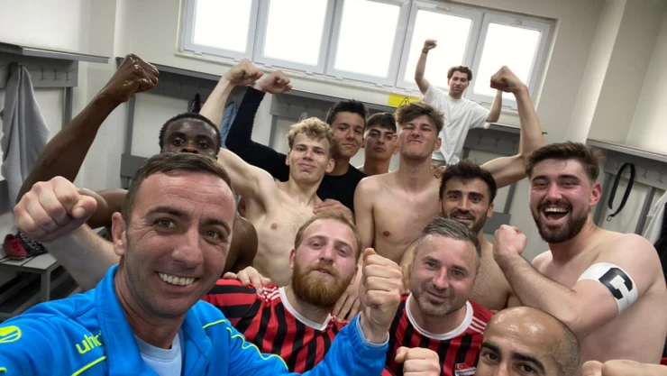 'Şampiyonu İzzettinspor belirleyecek'