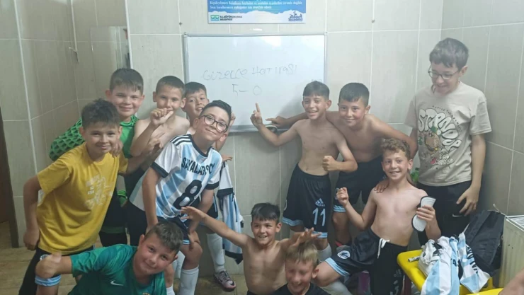Sayalarspor U11 Fırtına Gibi: 5-0'lık Net Galibiyetle Namağlup Seriye Devam