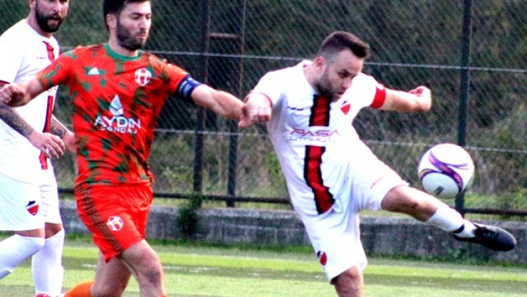 Selimpaşa'yı penaltı ve kırmızı kart yaktı 1-0