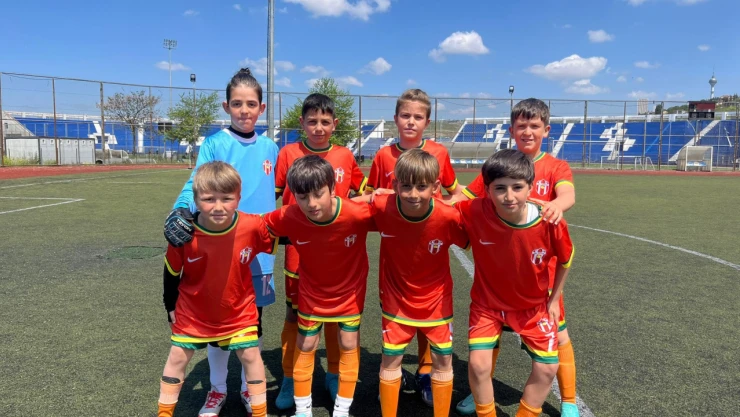 Selimpaşaspor U11 Fırtına Gibi! Fenerköyspor'u 5-2 Mağlup Ettiler