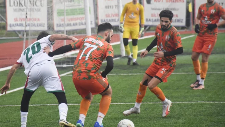 Selimpaşaspor zirve takibini bırakmıyor 3-1