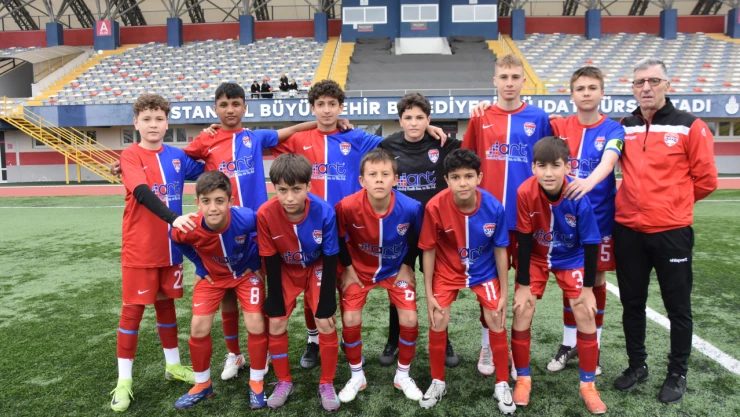 Silivri'nin minikleri Sultanbeyli ile berabere kaldı 1-1