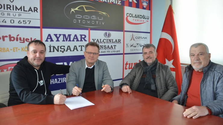 Silivrispor'u şampiyon yapan Erdal İşkar geri döndü