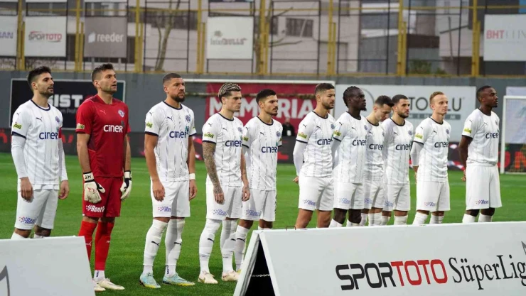 Spor Toto Süper Lig: İstanbulspor: 1 - Kasımpaşa: 1 (İlk yarı)