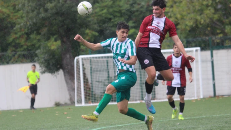 Stres dolu maçı Üsküdar Anadolu kazandı 2-1