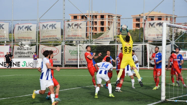 TFF'den 3. Lig Kulüplerine Tepki Çeken Yaş Sınırlaması