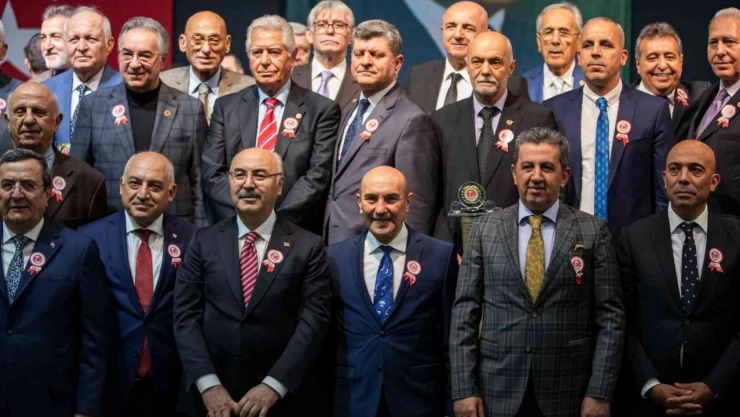 TÜRFAD'dan Soyer, Büyükekşi ve Çakır'a ödül