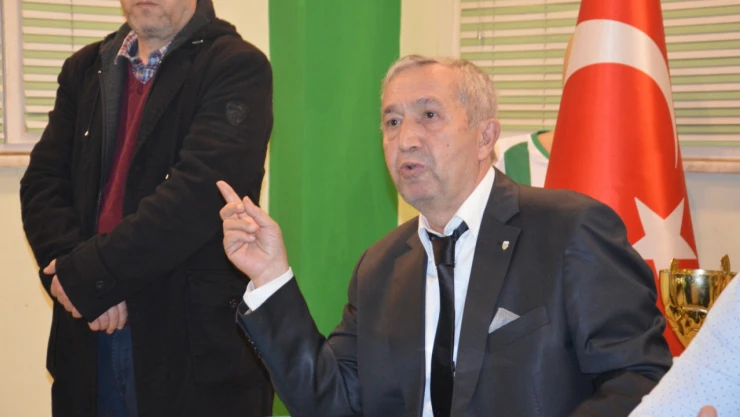 Vefa'da yeni Başkan Özer Sarı oldu