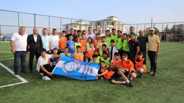 Volkan Yılmaz, Gümüşyakaspor genç idmanını takip etti