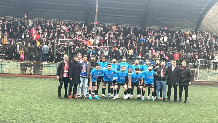 Yeniköy 1924 şampiyon 7-1