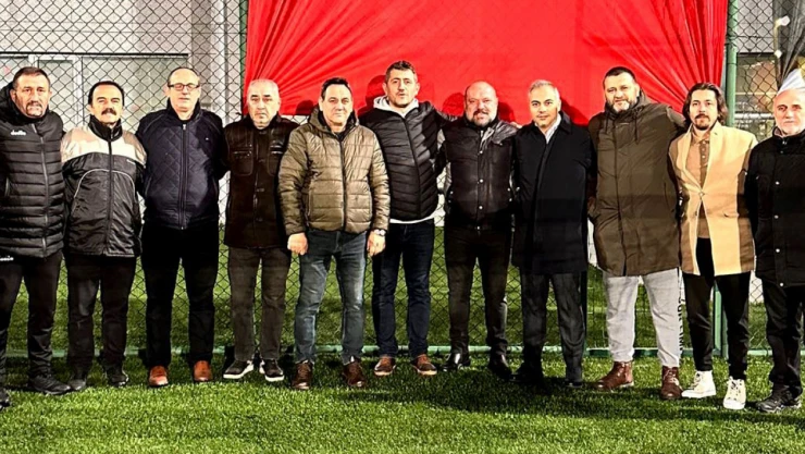 Yeşilova Esnafspor'a baklava ziyafeti