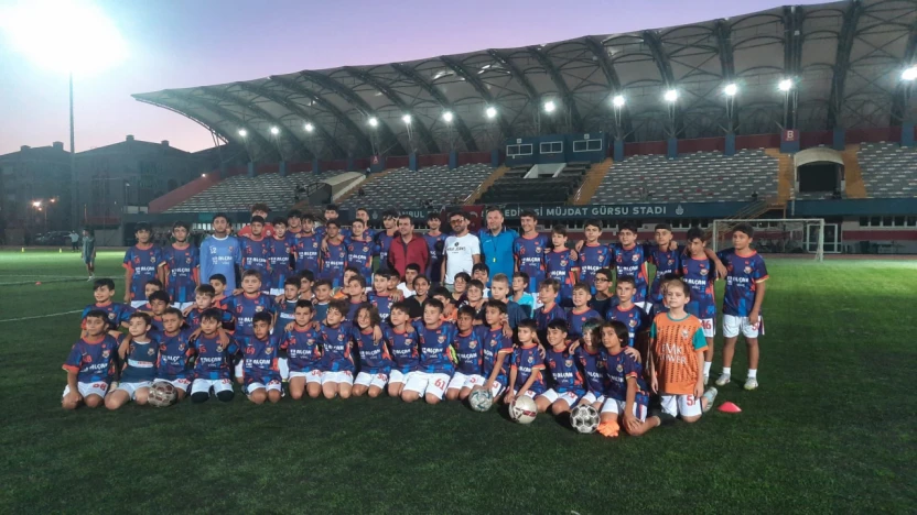 Aksu'dan U14 Takımına Tebrik ve Teşekkür Mesajı