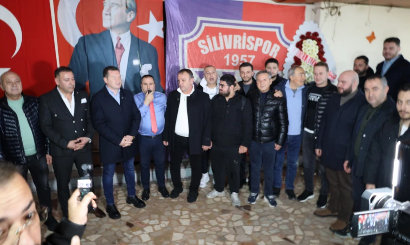 Nuri Çolakoğlu Yeniden Başkan