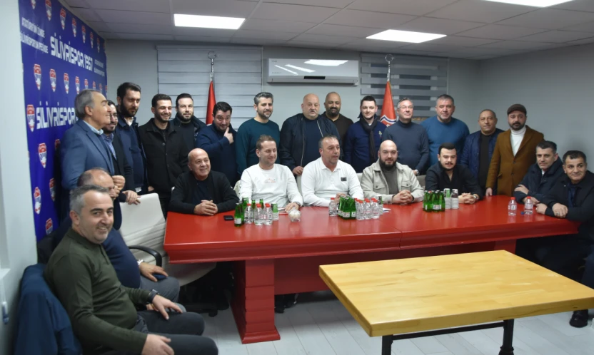 Silivrispor Kulüp Başkanı Nuri Çolakoğlu'ndan Birlik, Dayanışma ve Maç Çağrısı