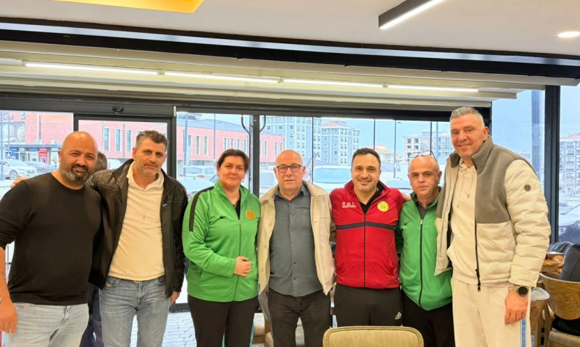 Silivrispor Yönetiminden Voleybol Takımına Moral Ziyareti